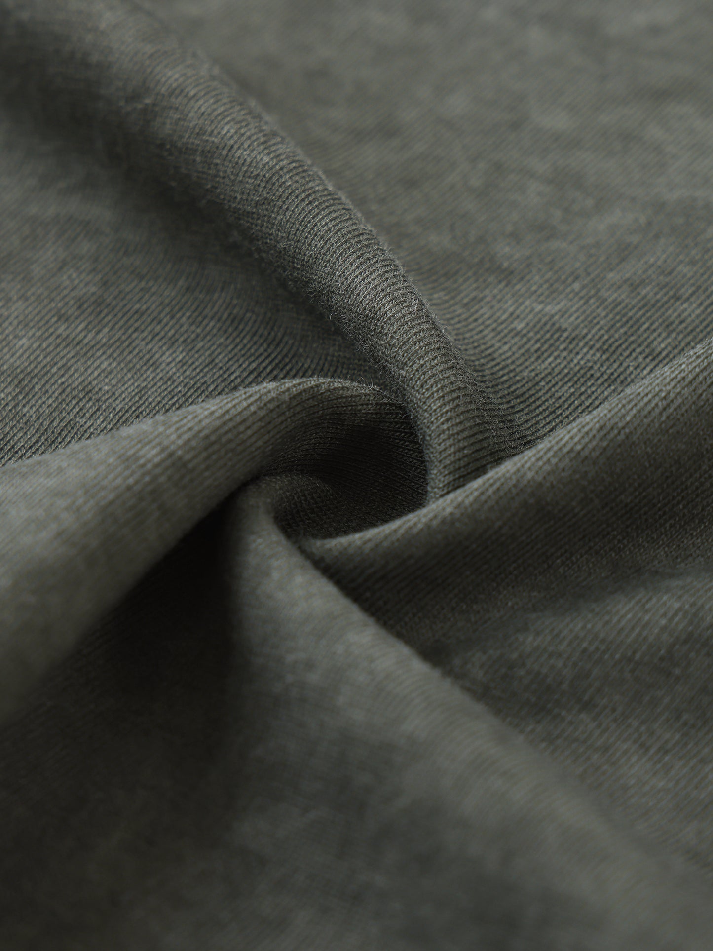 F0S Vantage Distressed Tank